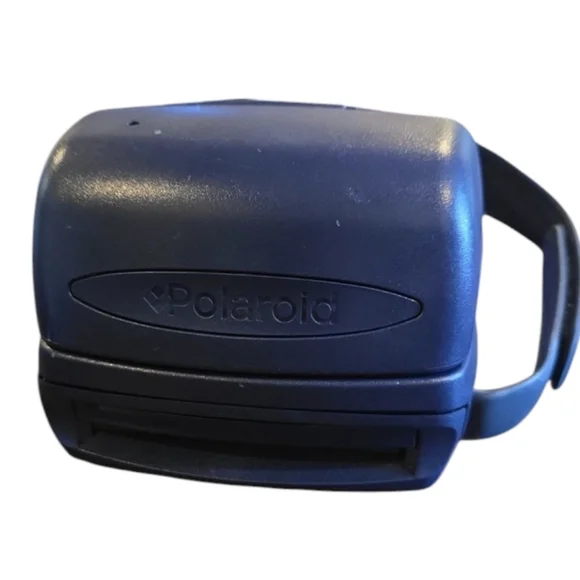 Polaroid 600 Vintage Camera - Picture 2 of 4